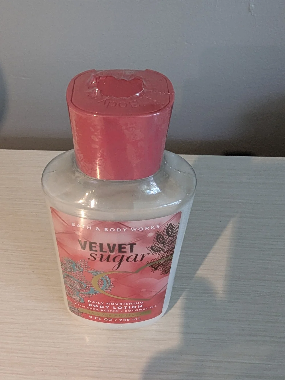 Bath & Body Works Velvet Sugar Lotion - Hot Pink